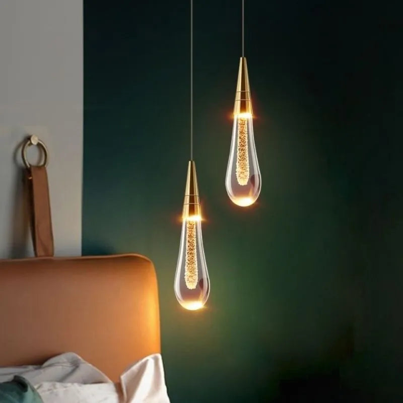 Lustră suspendată Eloria cu picătură de cristal, auriu